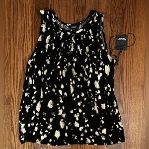 Simply Vera Wang Size M Black Tank NWT
